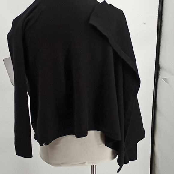 Fabletics Women's Black Knit Savanna Wrap Shrug Sweater NWT Size XS 4 - Picture 5 of 14